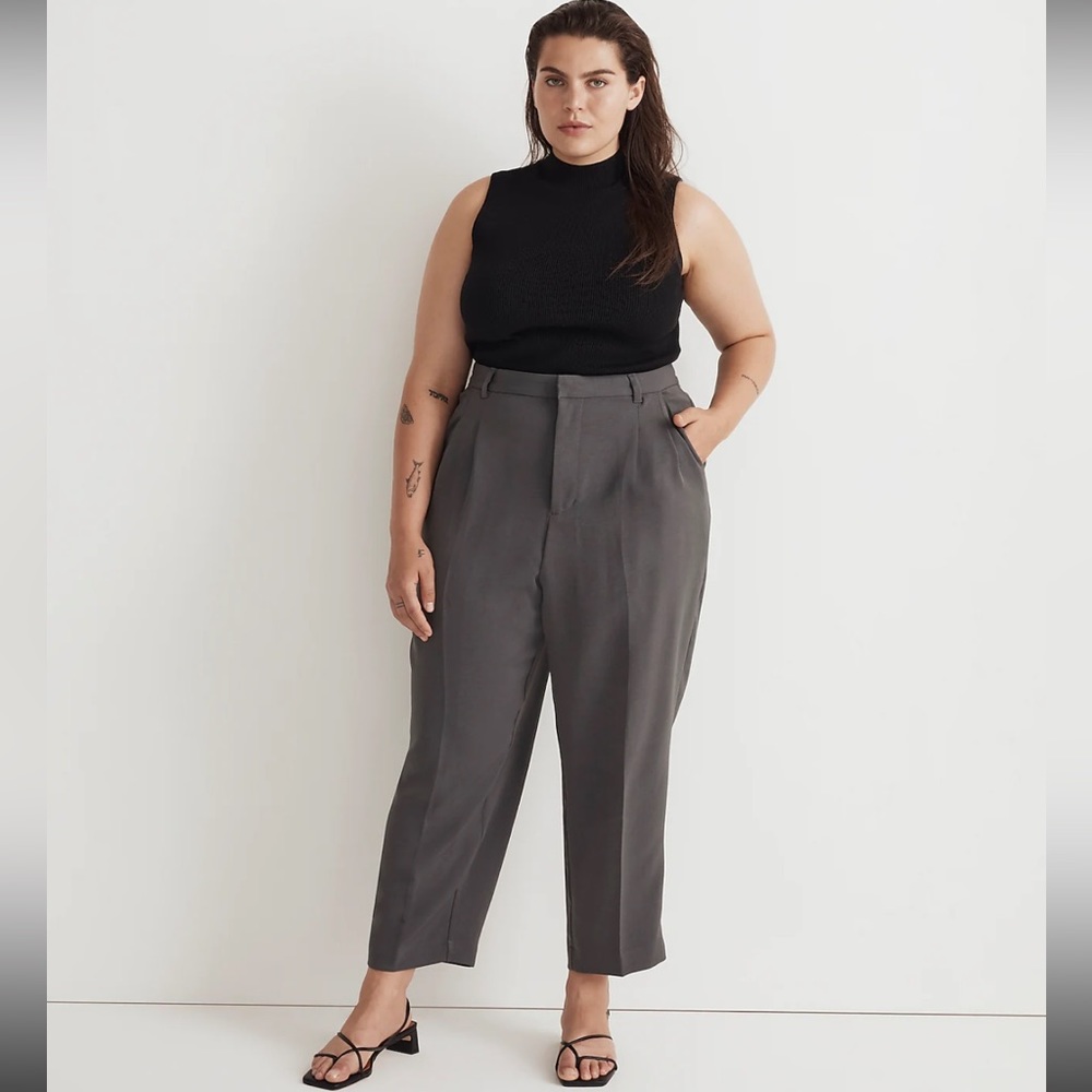 ✨madewell nwt pleated tapered leg pants ✨